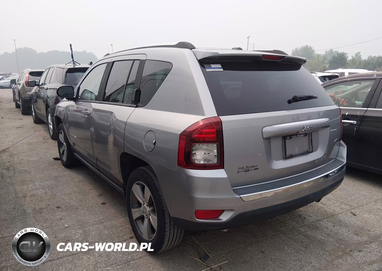 2016 Jeep Compass High Altitude Edition VIN:1C4NJCEA9GD735956 - 3
