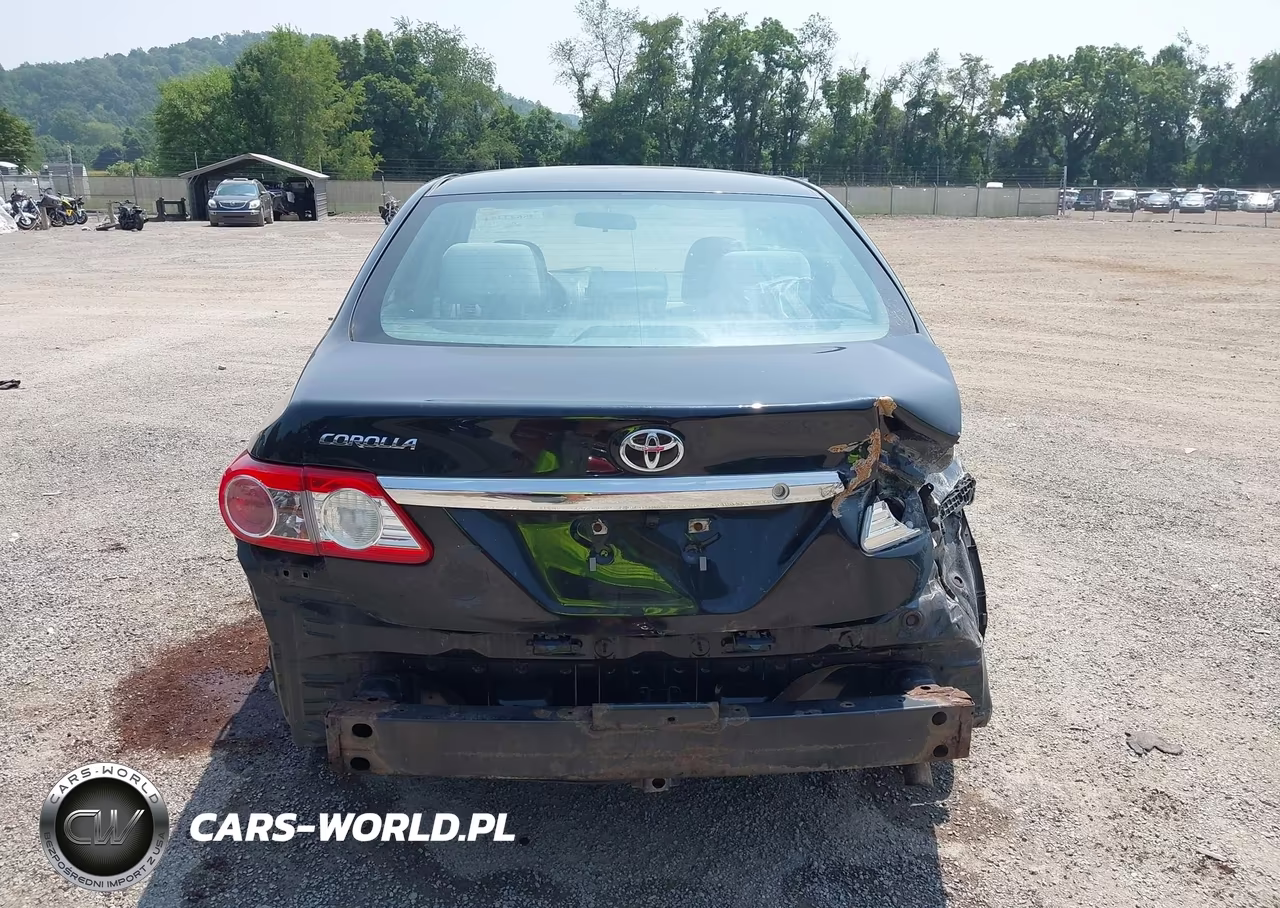 2013 Toyota Corolla Le VIN:5YFBU4EE6DP166866 - 17