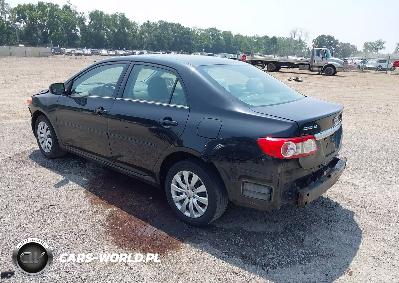 2013 Toyota Corolla Le VIN:5YFBU4EE6DP166866 - 3