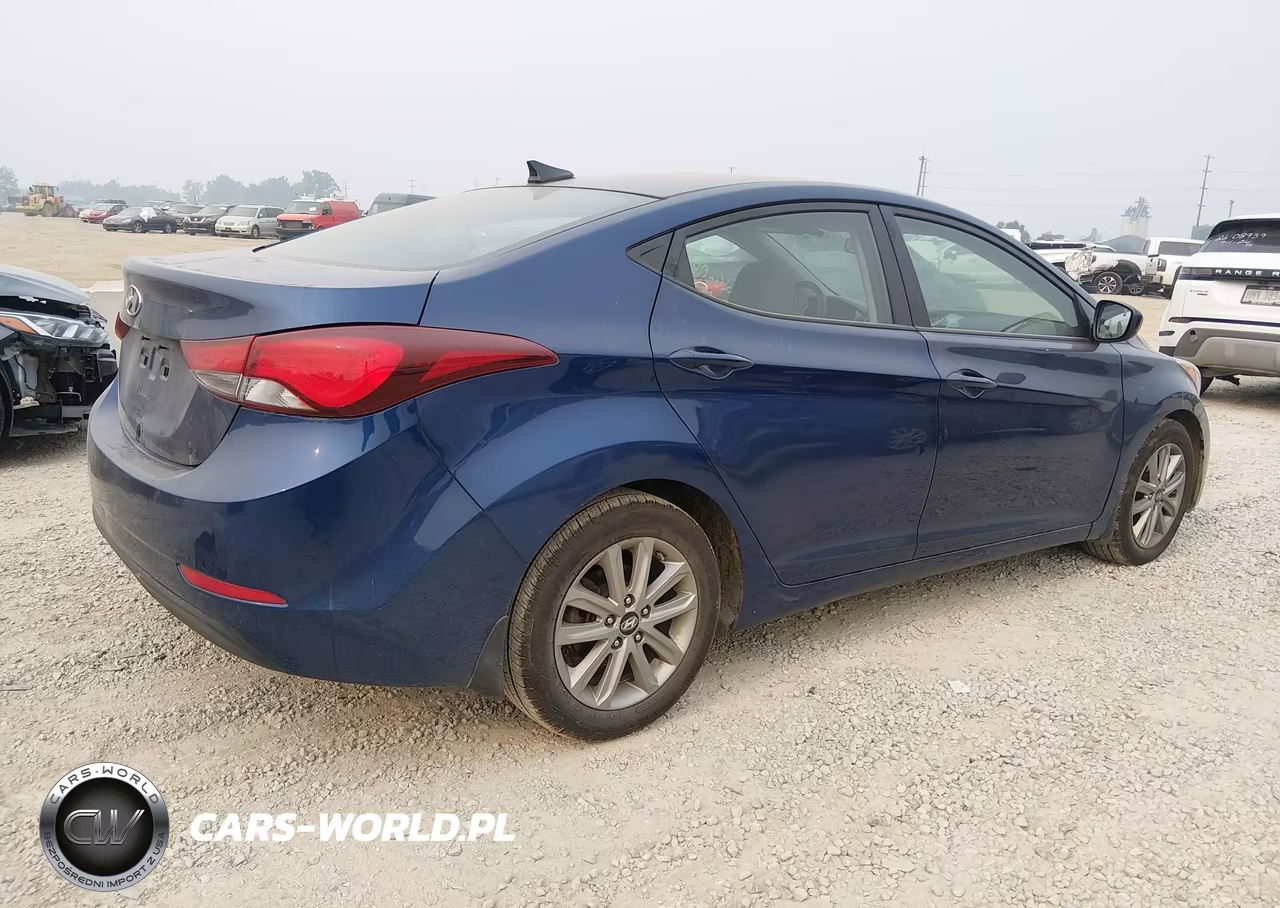 2016 Hyundai Elantra Se VIN:5NPDH4AE4GH660566 - 4