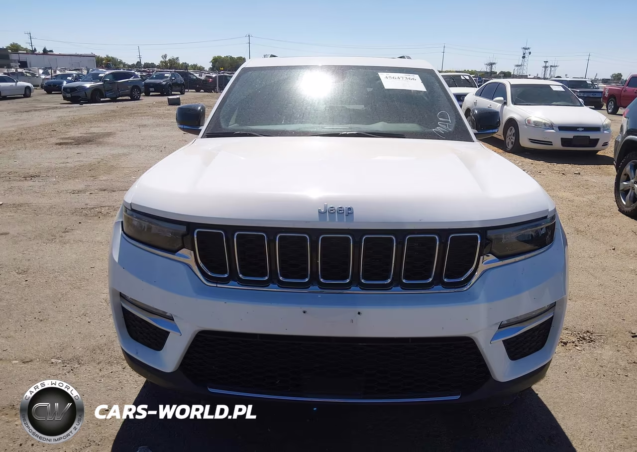 2024 Jeep Grand Cherokee 4Xe VIN:1C4RJYB60RC120672 - 12