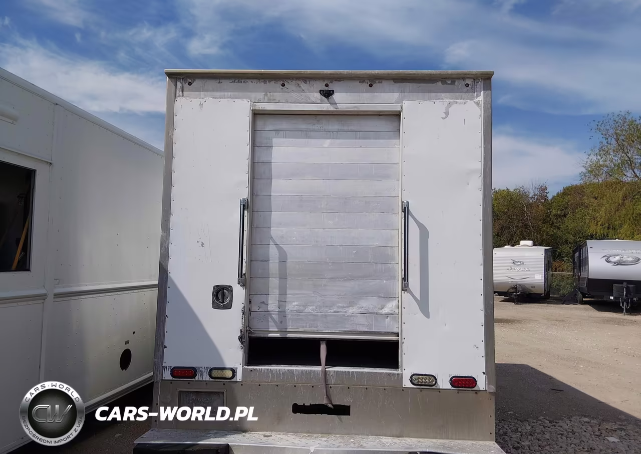 2015 Chevrolet Express Cutaway 4500 VIN:1GB6G5CG6F1155655 - 17