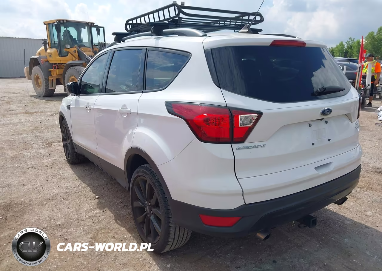 2019 Ford Escape Se VIN:1FMCU0GD2KUB00893 - 3