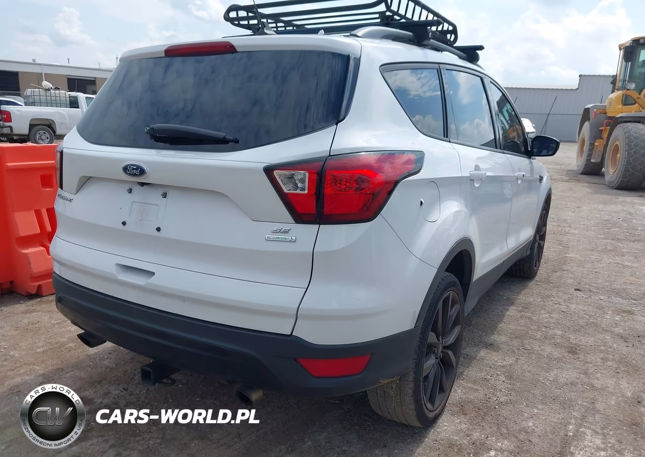 2019 Ford Escape Se VIN:1FMCU0GD2KUB00893 - 4