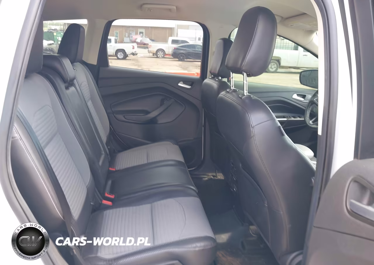 2019 Ford Escape Se VIN:1FMCU0GD2KUB00893 - 8