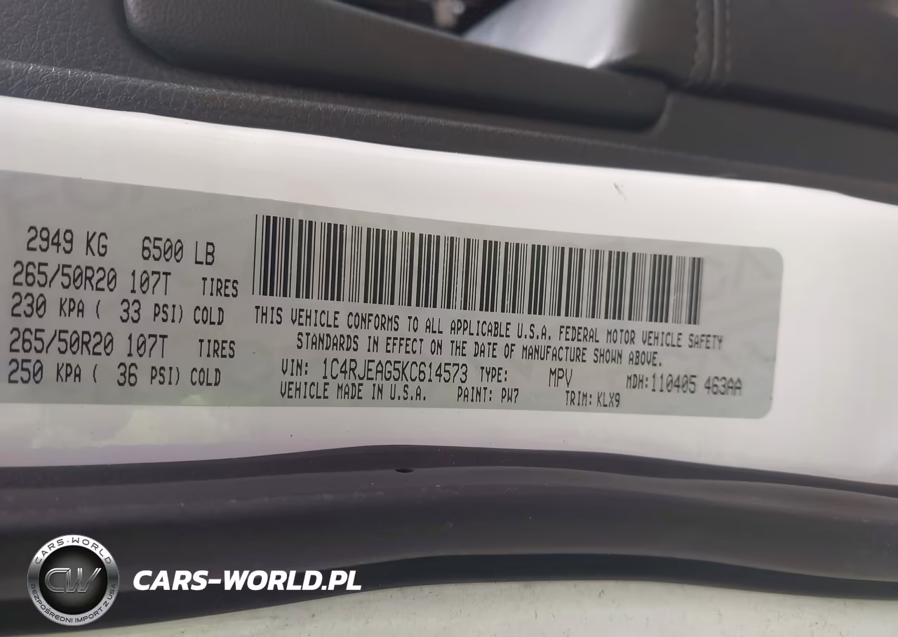 2019 Jeep Grand Cherokee Altitude 4X2 VIN:1C4RJEAG5KC614573 - 9