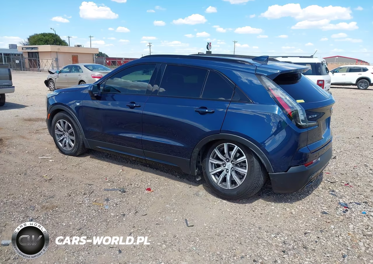 2019 Cadillac Xt4 Sport VIN:1GYFZER48KF175061 - 3