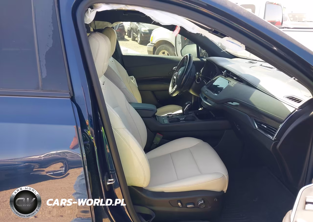 2019 Cadillac Xt4 Sport VIN:1GYFZER48KF175061 - 5