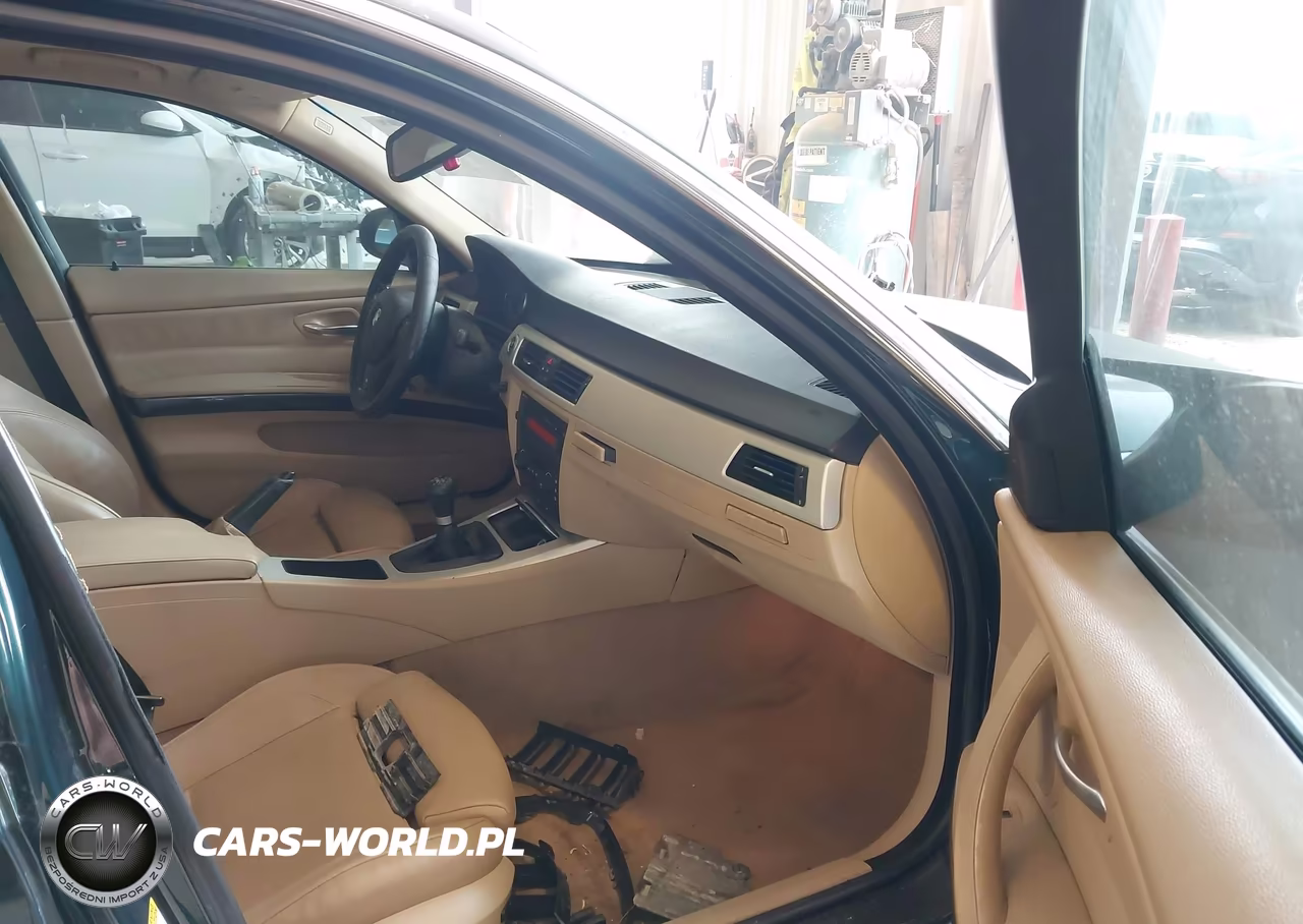 2006 BMW 330Xi VIN:WBAVD33546KL51782 - 5