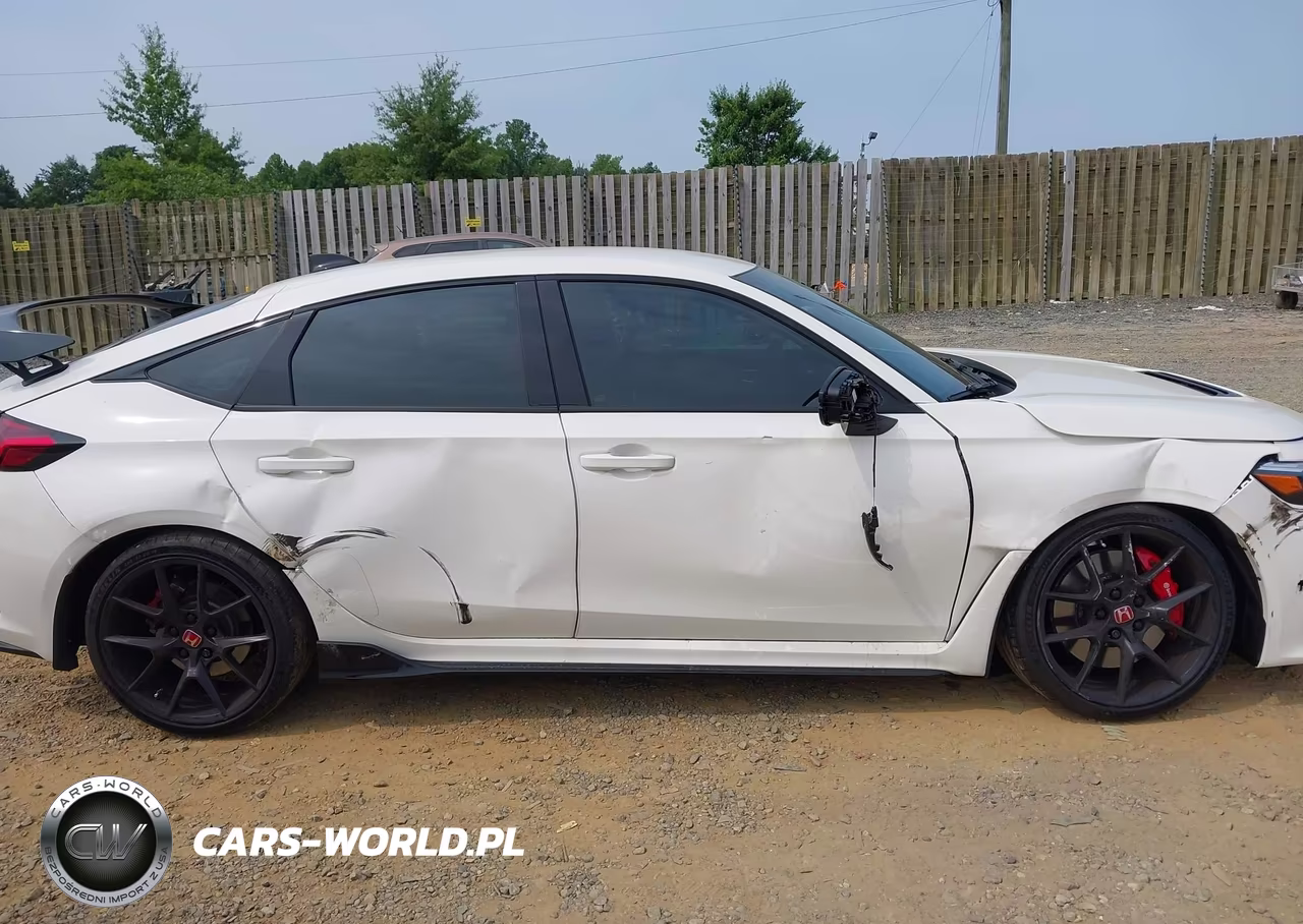 2025 Honda Civic Type R VIN:JHMFL5G42SX004972 - 13