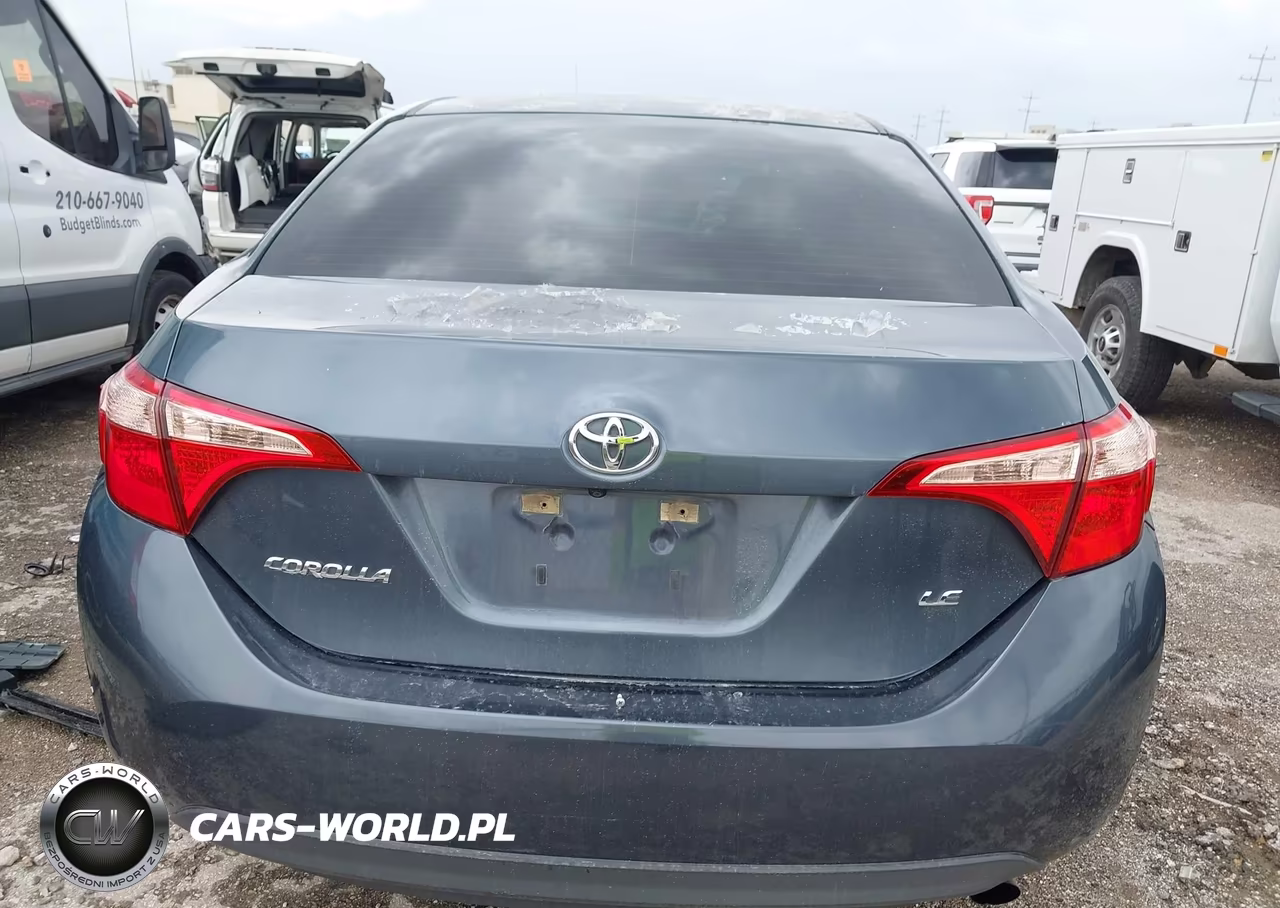 2017 Toyota Corolla Le VIN:5YFBURHE5HP604565 - 17