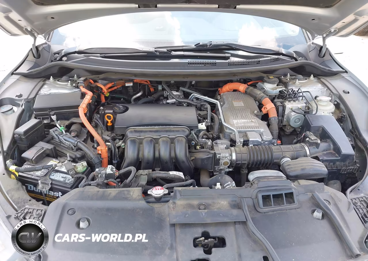 2018 Honda Clarity Plug-In Hybrid Touring VIN:JHMZC5F3XJC012569 - 10