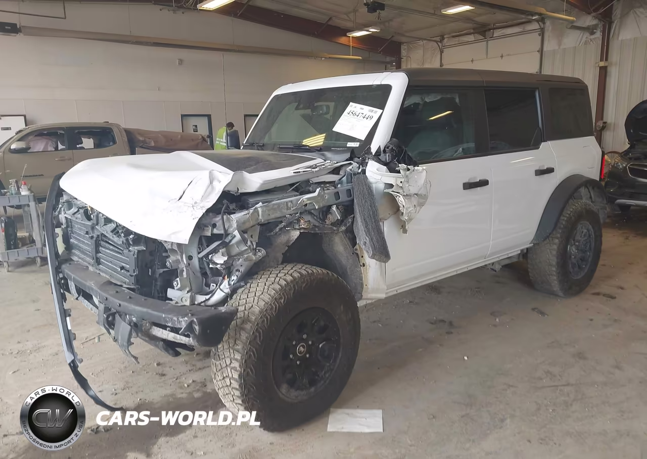 2024 Ford Bronco Wildtrak VIN:1FMEE2BP8RLB11528 - 2