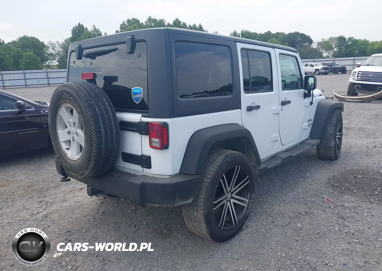 2017 Jeep Wrangler Unlimited Sport VIN:1C4BJWDG8HL671474 - 4