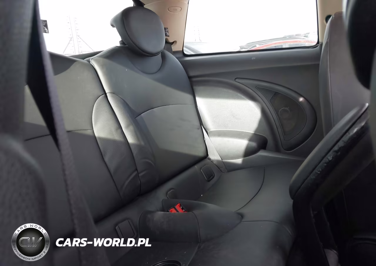 2012 Mini Cooper VIN:WMWSU3C5XCT263635 - 8