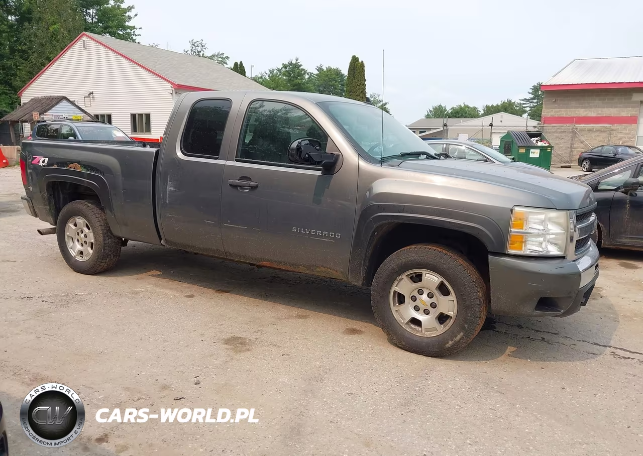 2011 Chevrolet Silverado 1500 Lt VIN:1GCRKSE33BZ180962 - 1