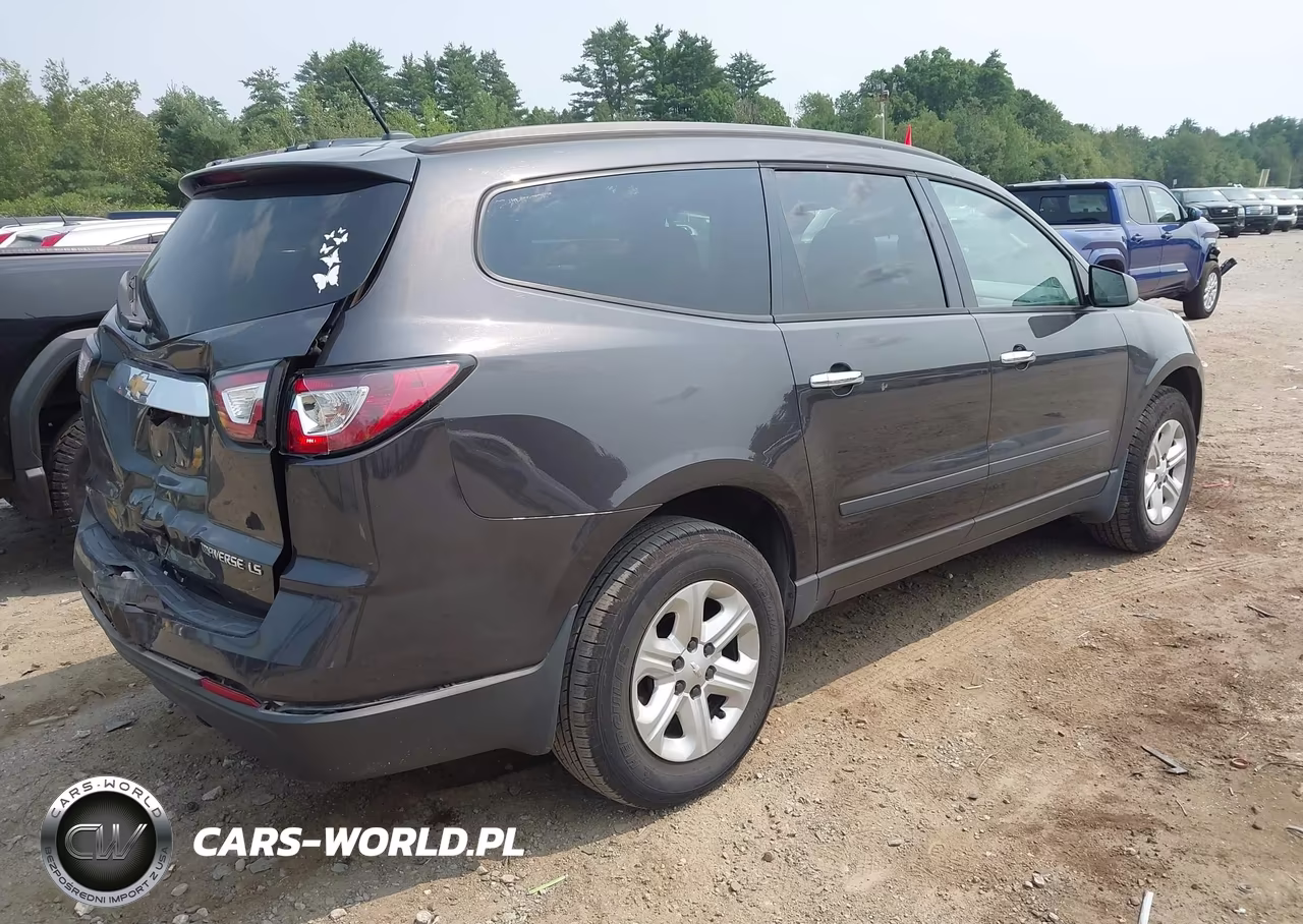 2015 Chevrolet Traverse Ls VIN:1GNKVFED6FJ129203 - 4