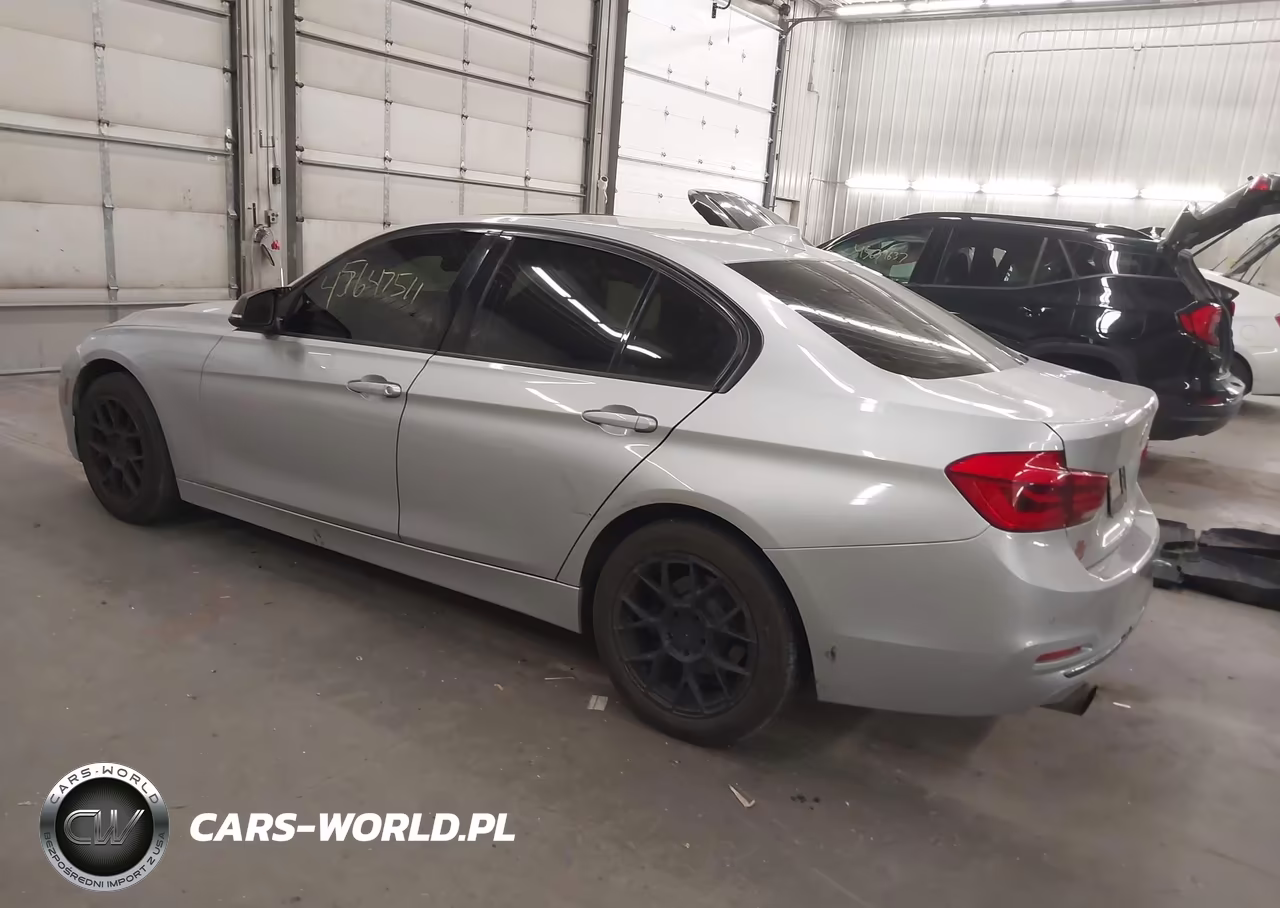 2016 BMW 328I xDrive VIN:WBA8E3G51GNT80340 - 3