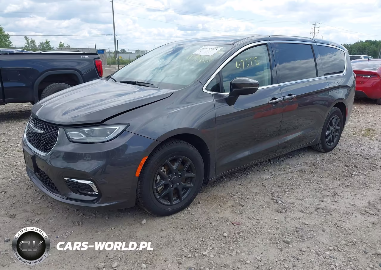 2023 Chrysler Pacifica Touring L VIN:2C4RC1BG1PR521047 - 2