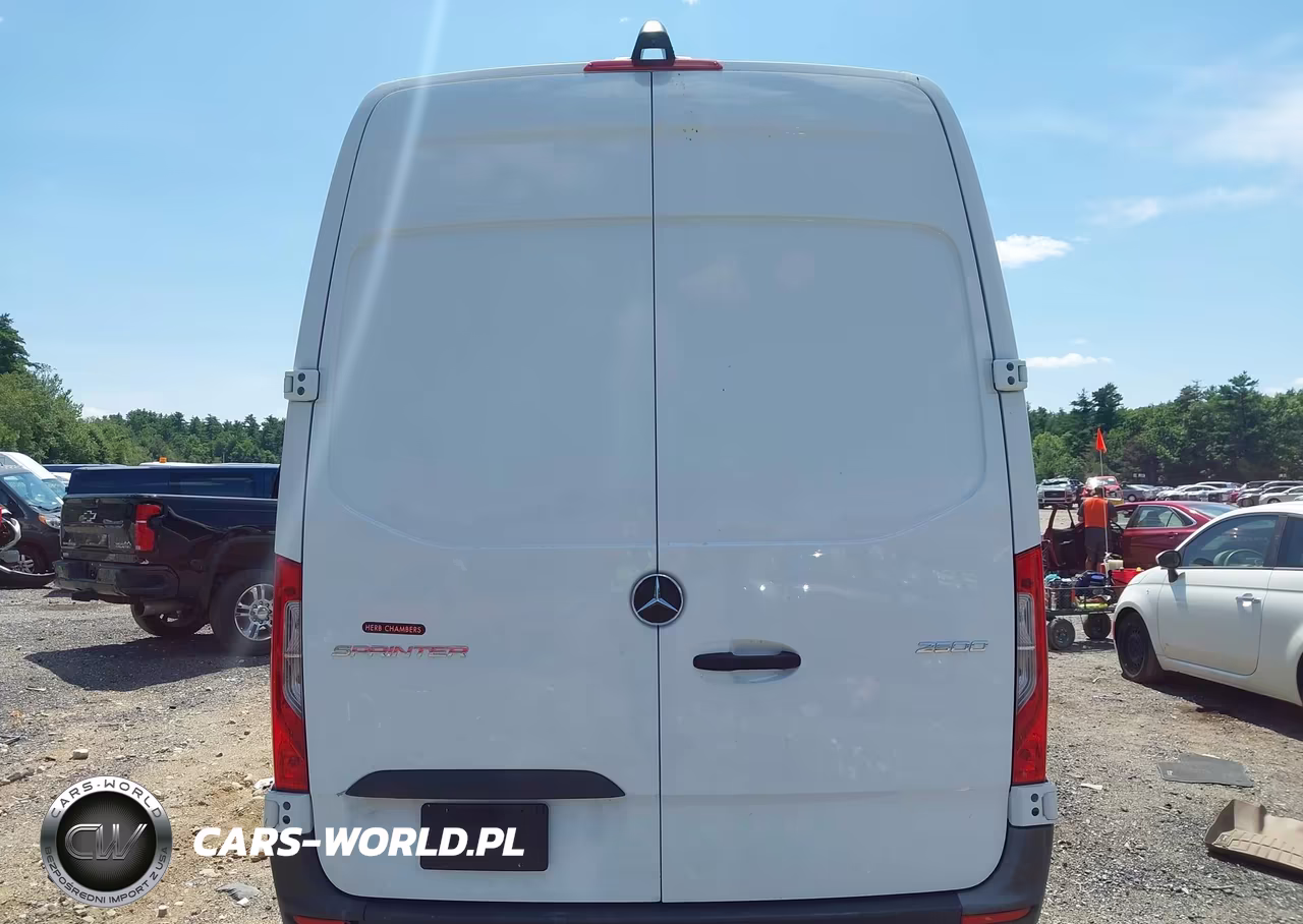 2022 Mercedes-Benz Sprinter 2500 High Roof I4 VIN:W1Y40CHYXNT084813 - 17