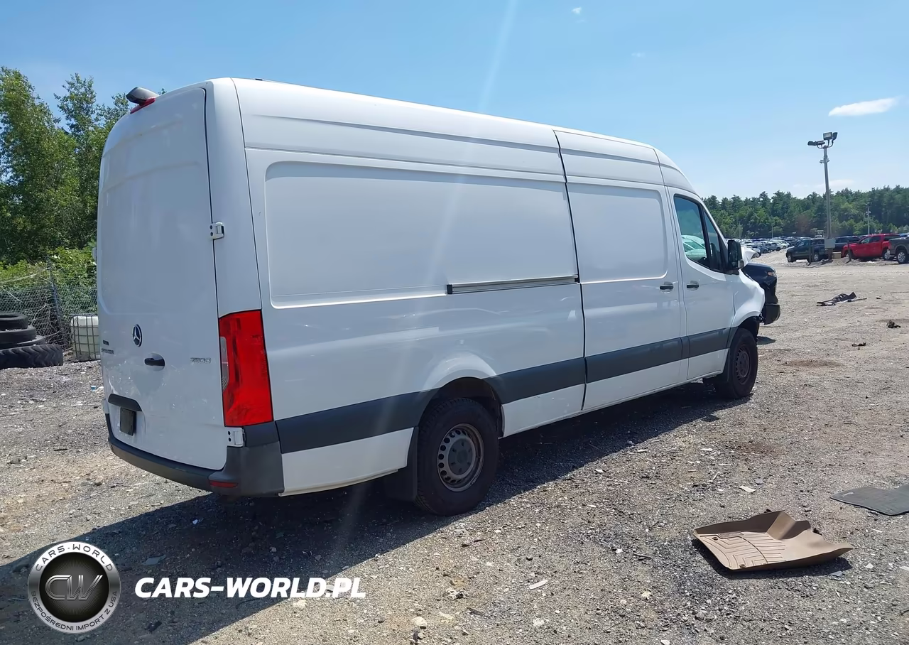 2022 Mercedes-Benz Sprinter 2500 High Roof I4 VIN:W1Y40CHYXNT084813 - 4
