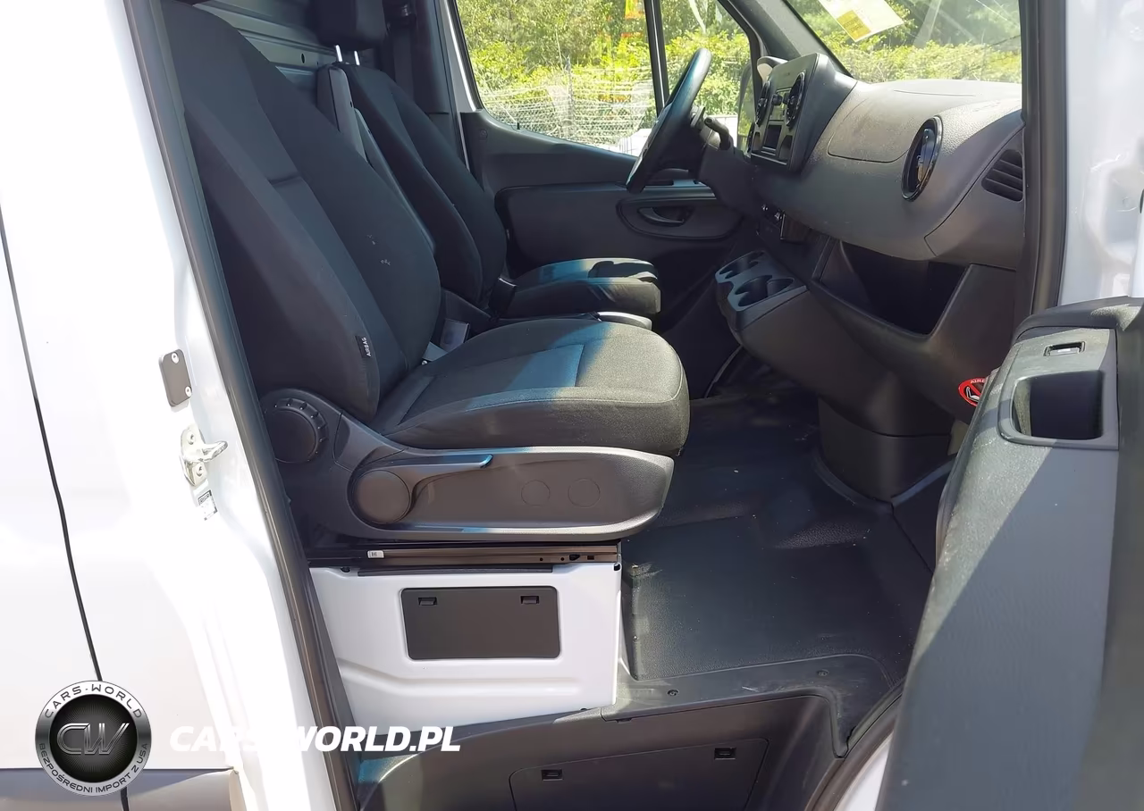 2022 Mercedes-Benz Sprinter 2500 High Roof I4 VIN:W1Y40CHYXNT084813 - 5
