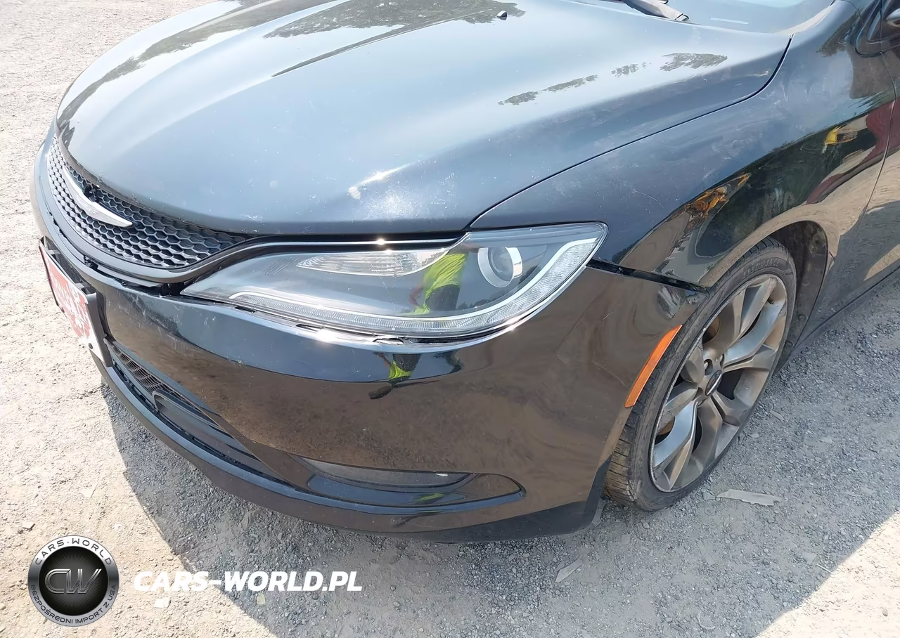 2015 Chrysler 200 S VIN:1C3CCCBB2FN546898 - 13