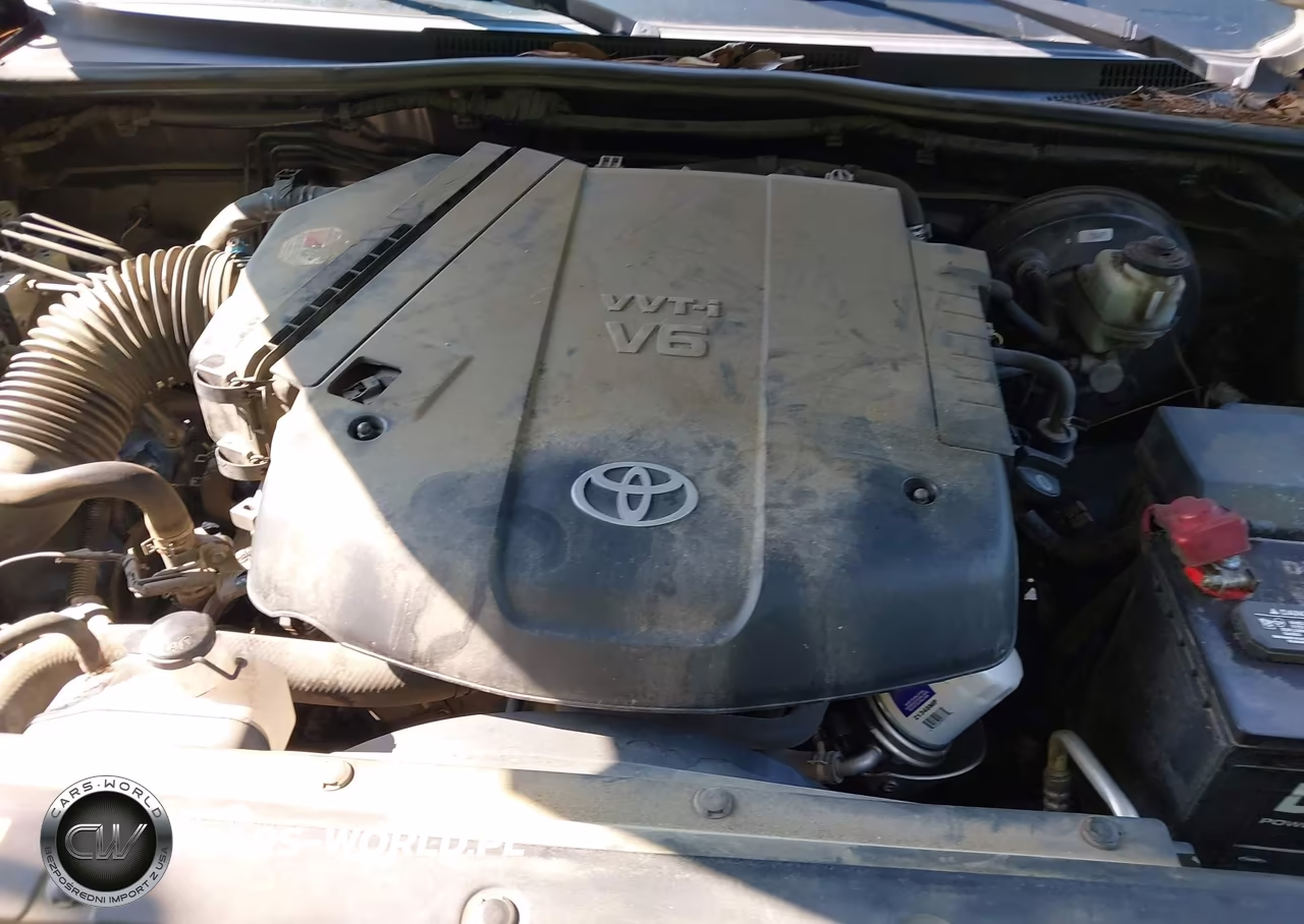 2014 Toyota Tacoma Base V6 VIN:5TFLU4EN0EX093677 - 10