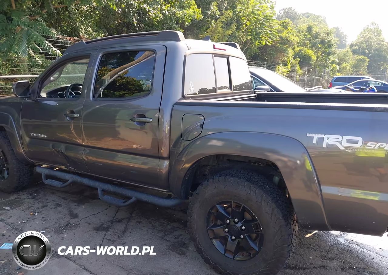 2014 Toyota Tacoma Base V6 VIN:5TFLU4EN0EX093677 - 14