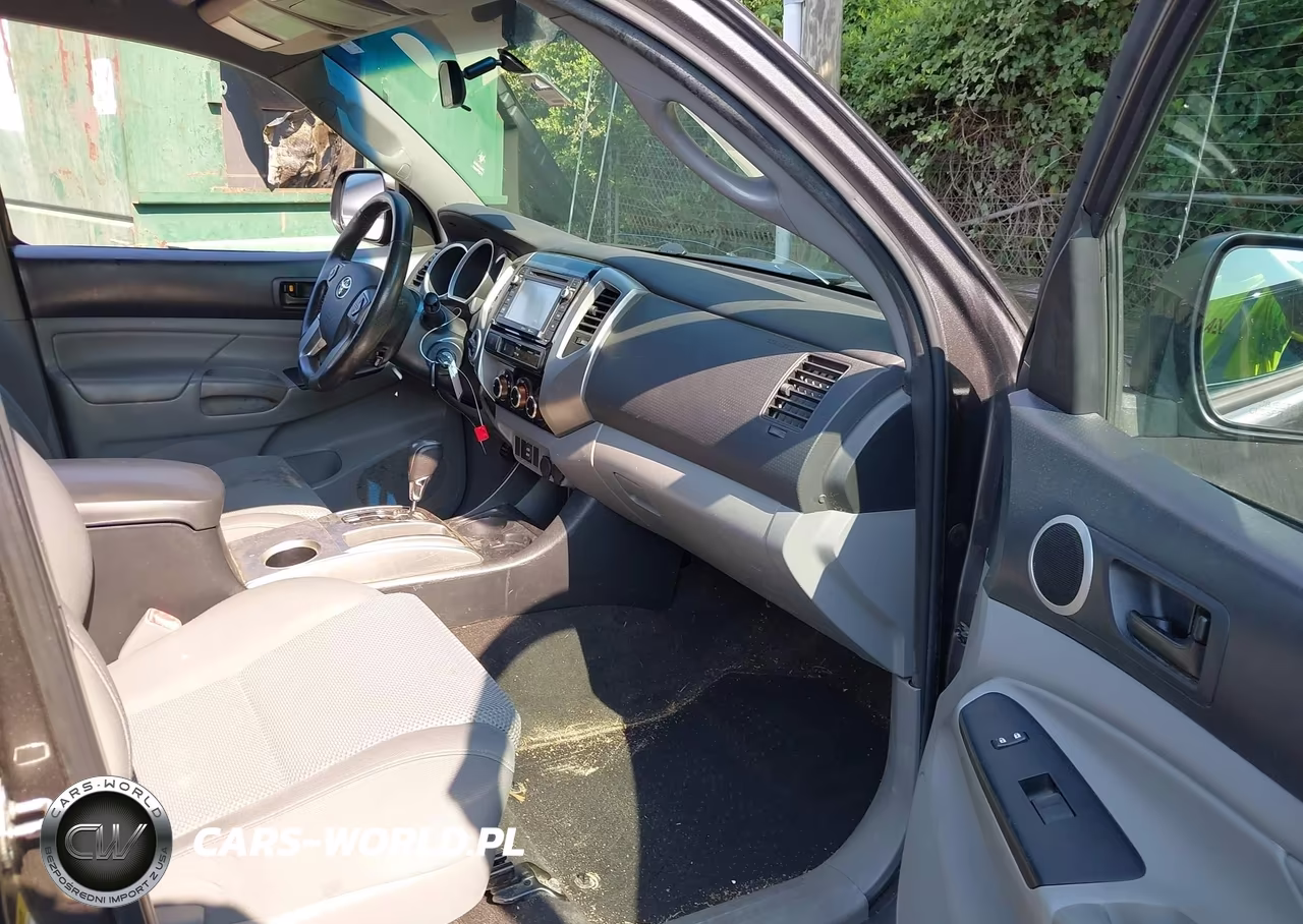 2014 Toyota Tacoma Base V6 VIN:5TFLU4EN0EX093677 - 5