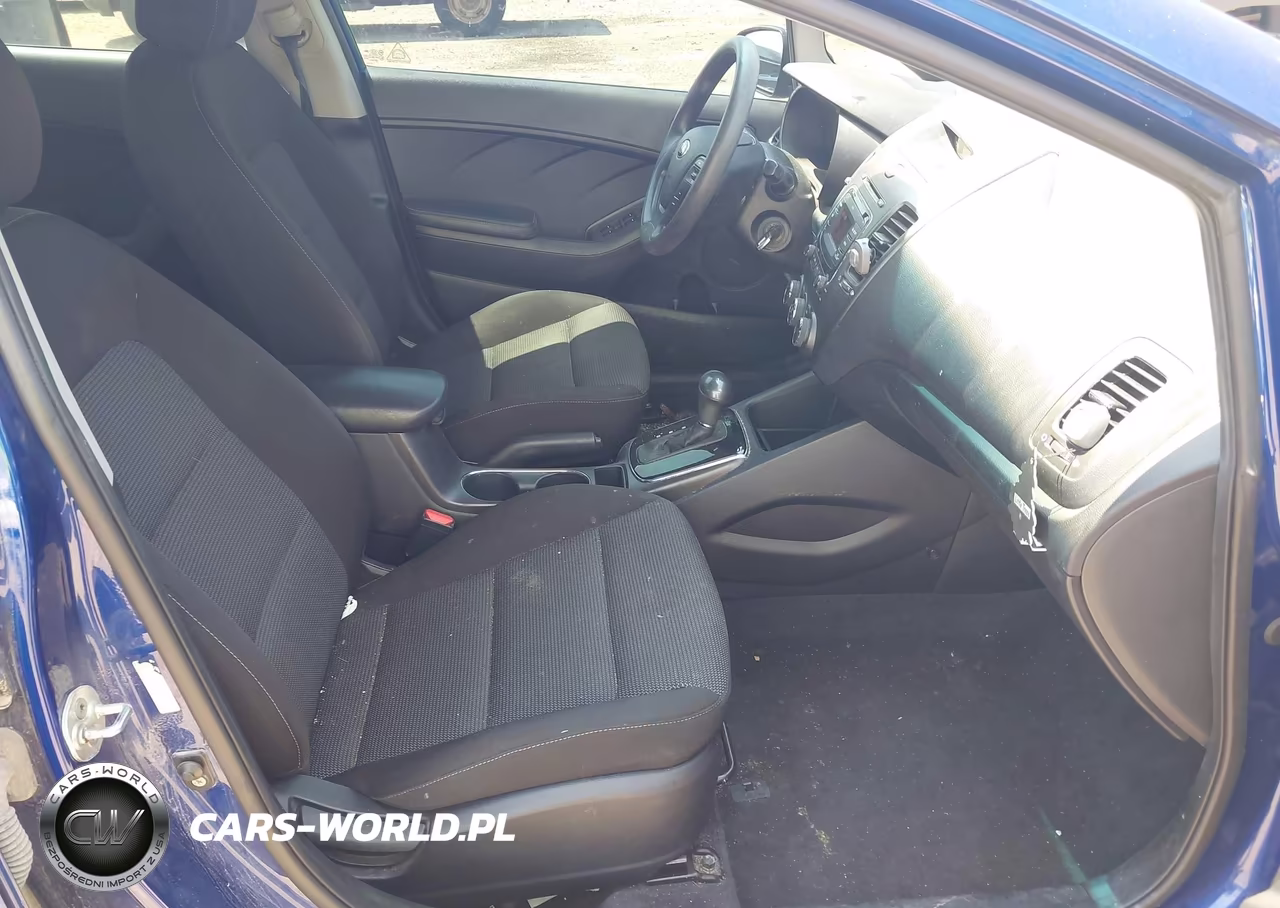 2017 Kia Forte Lx VIN:3KPFK4A75HE041315 - 5