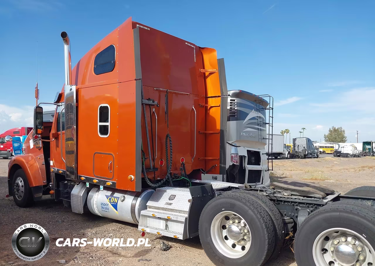 2016 Freightliner Conventional Coronado 132 VIN:3AKJGMD61GDGN1205 - 14