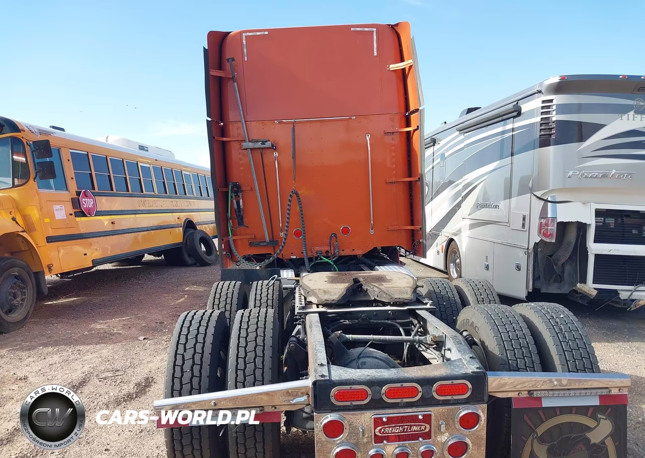 2016 Freightliner Conventional Coronado 132 VIN:3AKJGMD61GDGN1205 - 15