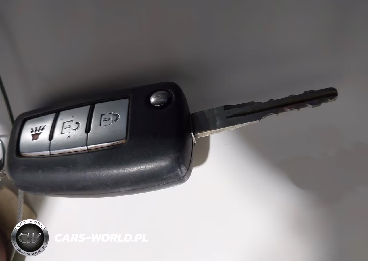 2018 Nissan Rogue S VIN:KNMAT2MV0JP528837 - 11