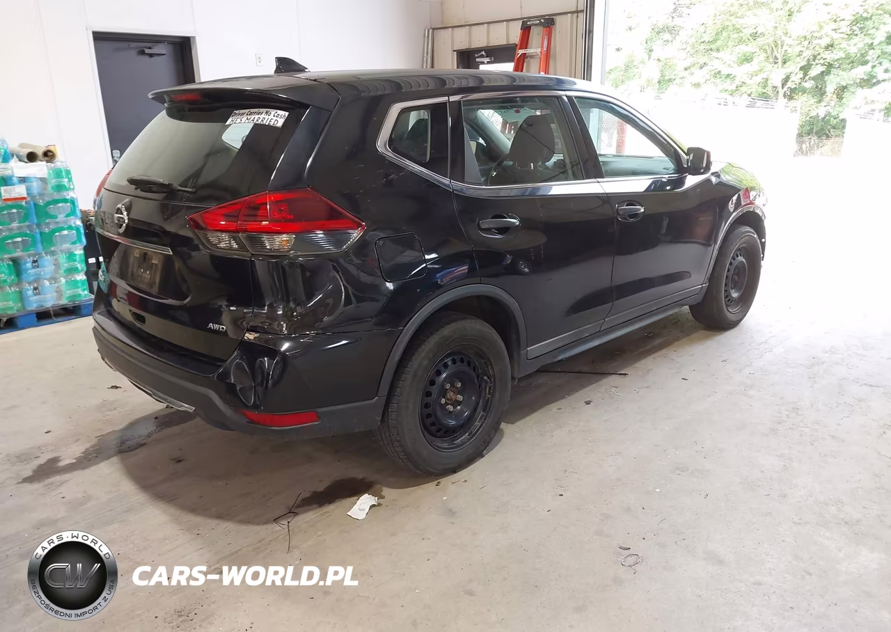2018 Nissan Rogue S VIN:KNMAT2MV0JP528837 - 4