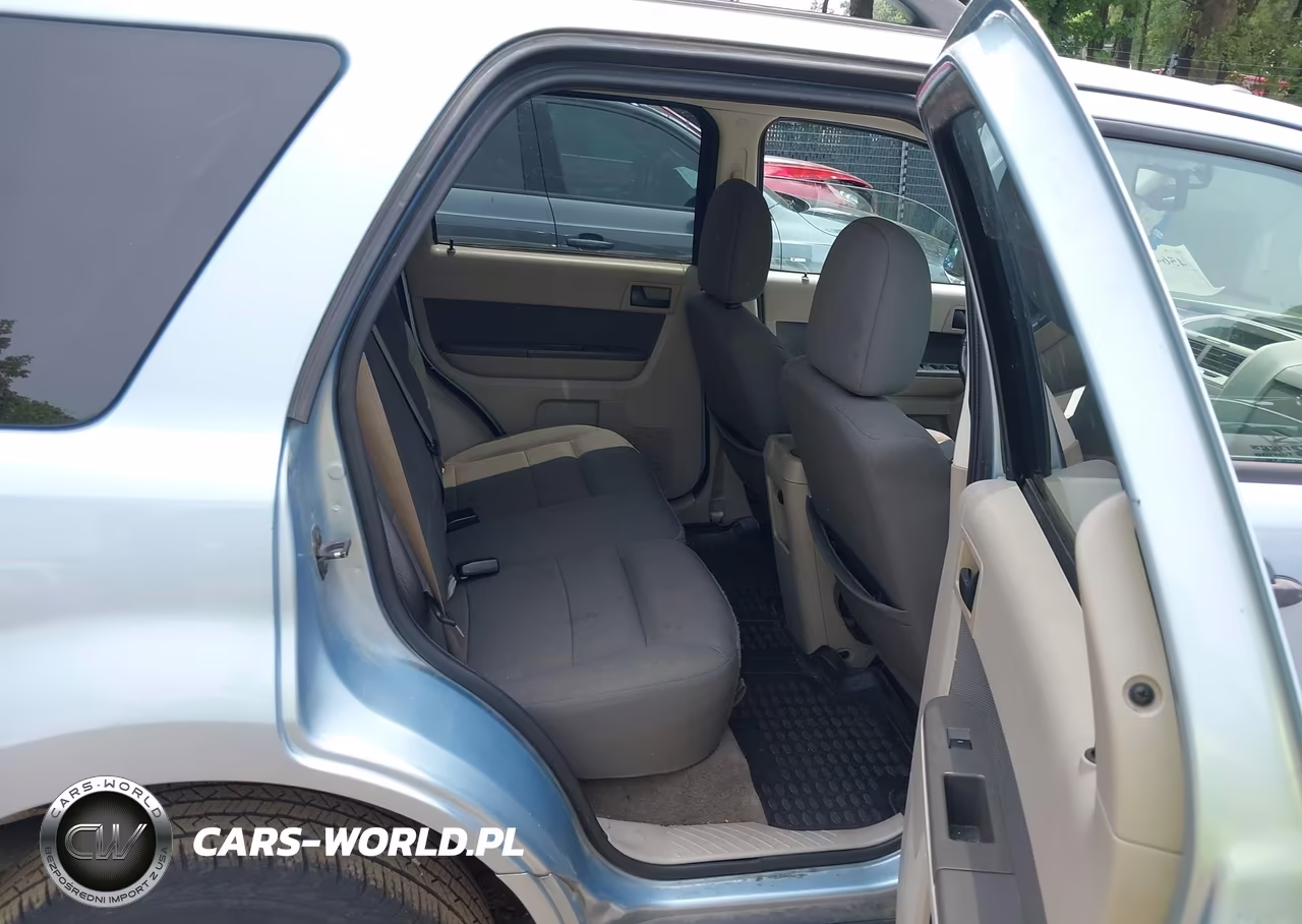 2009 Ford Escape Hybrid VIN:1FMCU49389KA78979 - 8