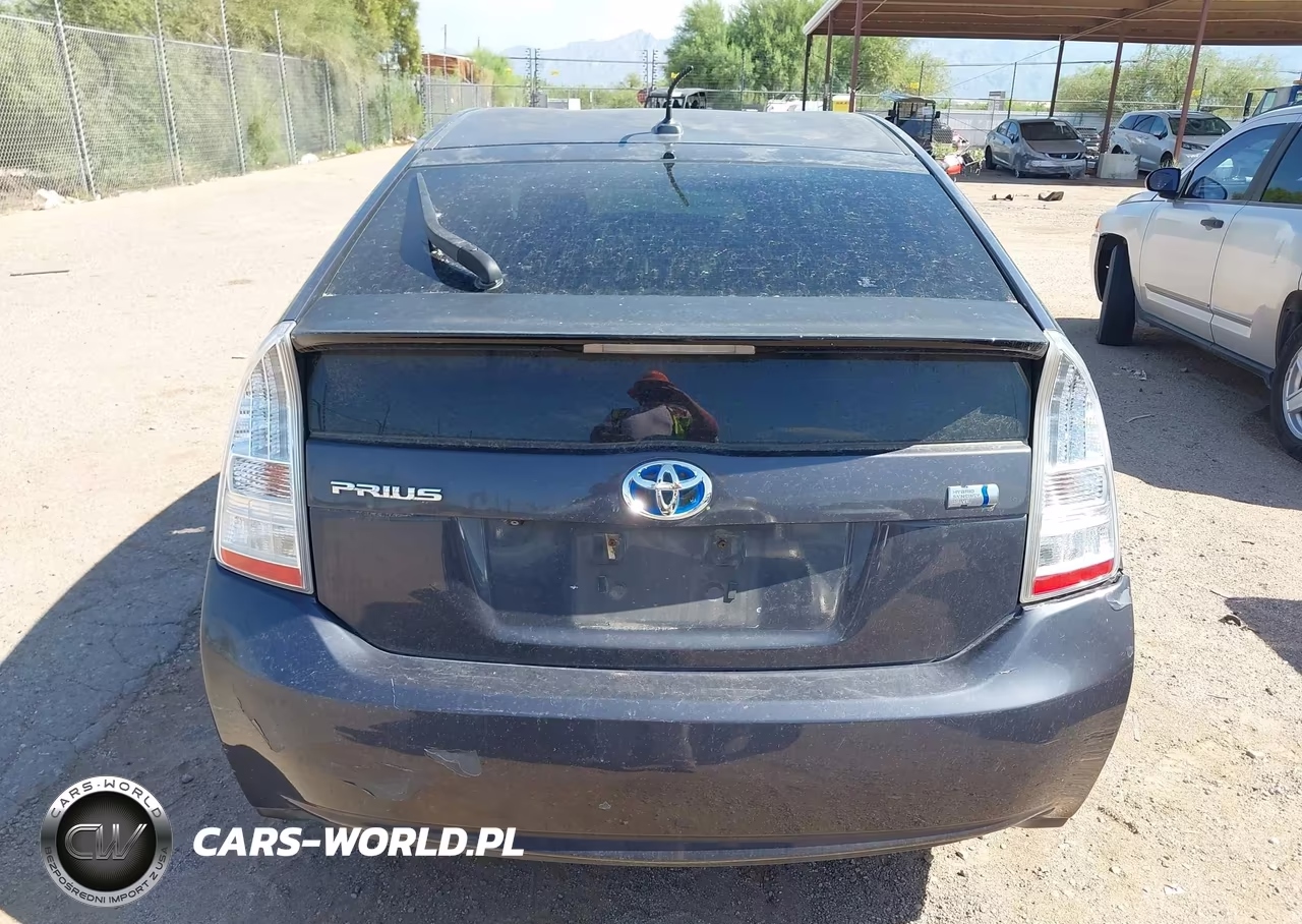 2011 Toyota Prius Four VIN:JTDKN3DU7B5370828 - 16