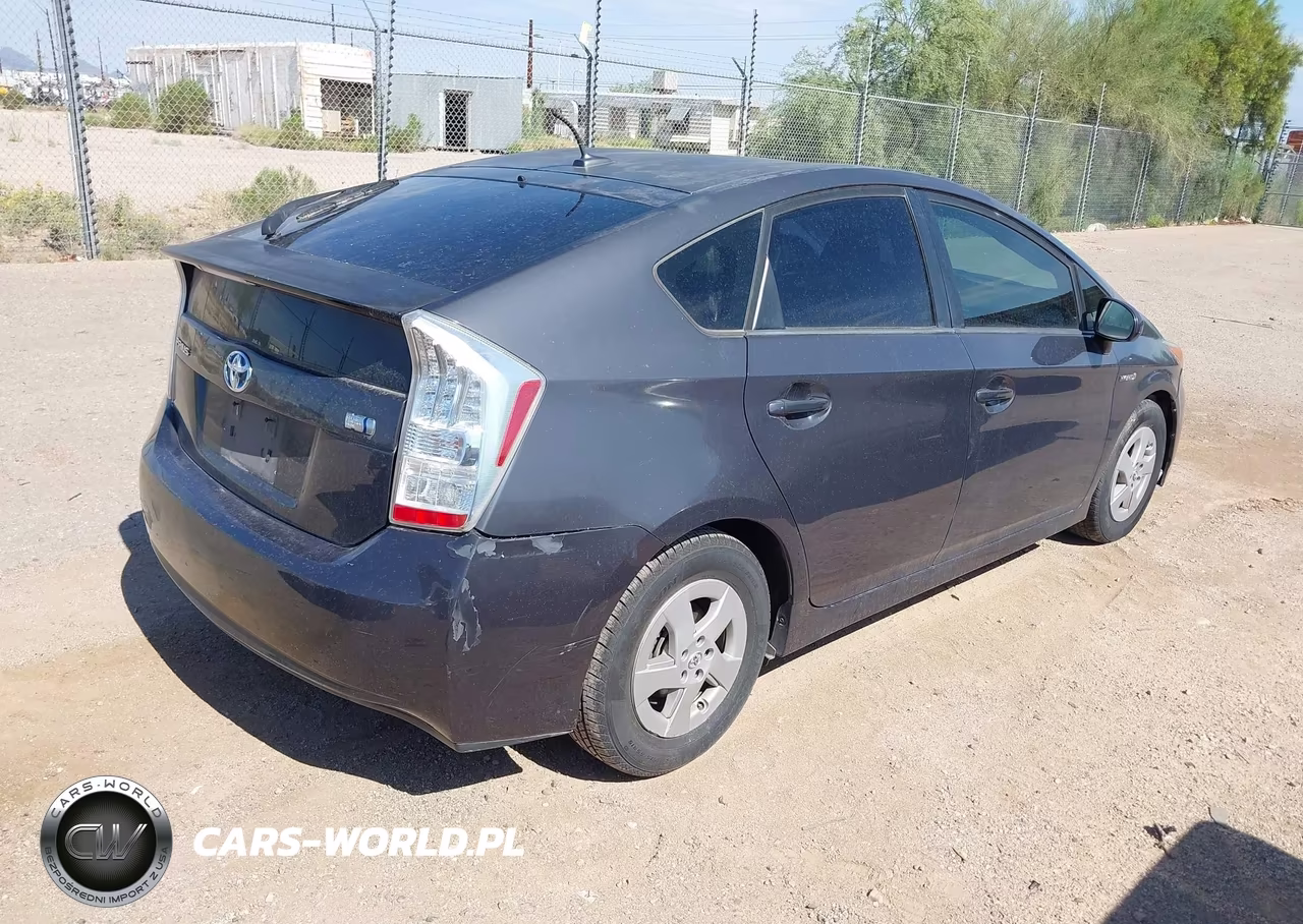 2011 Toyota Prius Four VIN:JTDKN3DU7B5370828 - 4