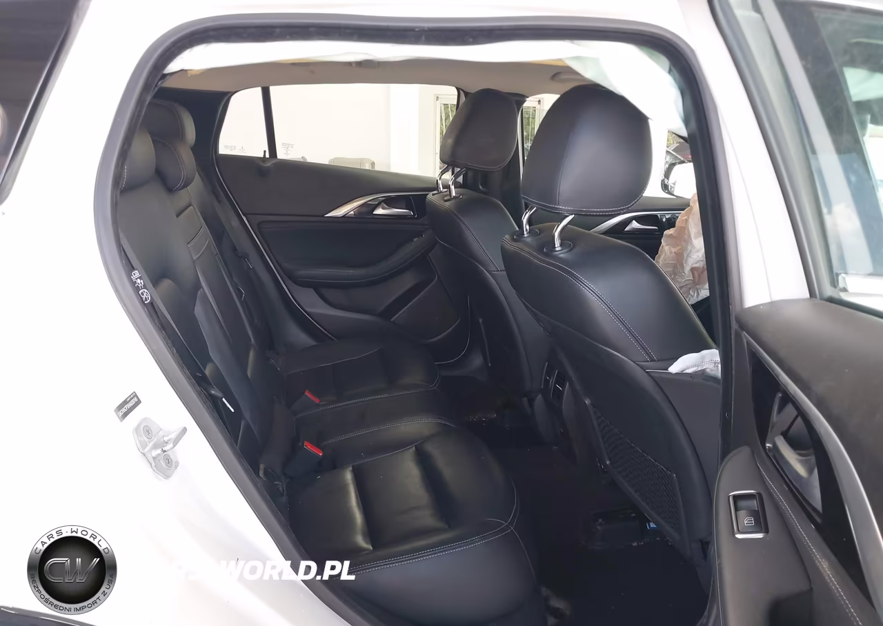 2017 Infiniti Qx30 Premium VIN:SJKCH5CP3HA028745 - 8