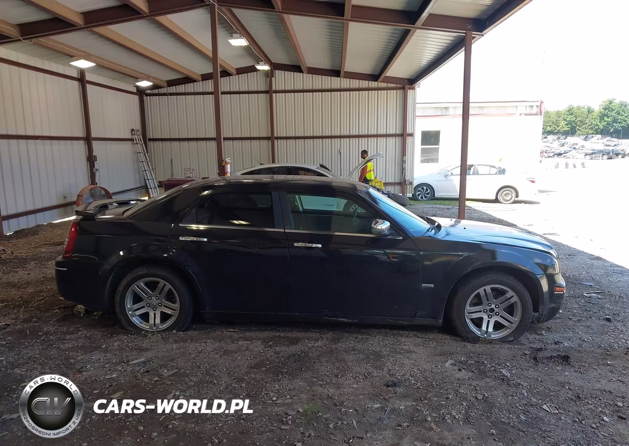 2010 Chrysler 300 Touring-Signature Series-Executive Series VIN:2C3CA5CV7AH328872 - 13