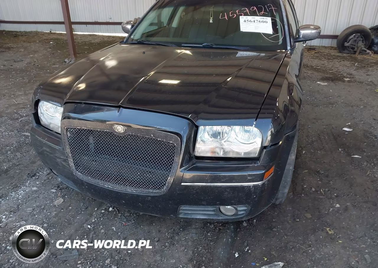 2010 Chrysler 300 Touring-Signature Series-Executive Series VIN:2C3CA5CV7AH328872 - 6