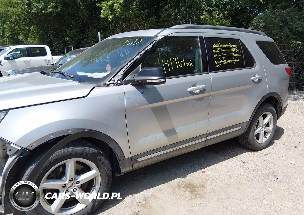 2017 Ford Explorer Xlt VIN:1FM5K8D85HGC90135 - 14