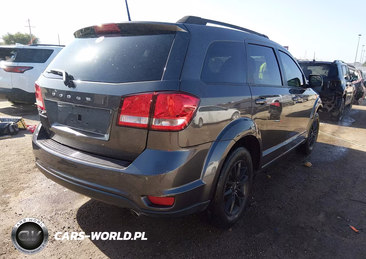 2019 Dodge Journey Se VIN:3C4PDCBG4KT869141 - 4