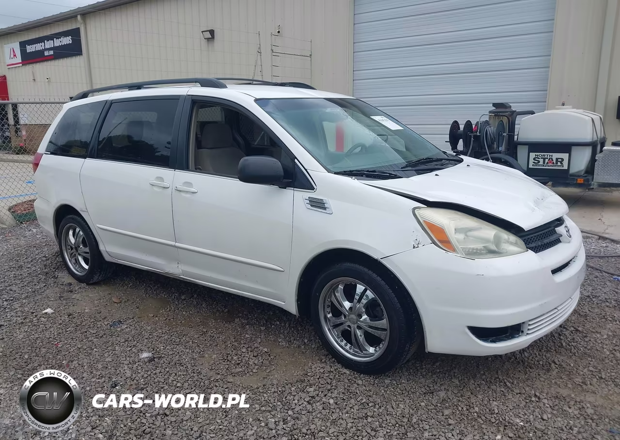 2004 Toyota Sienna Le
