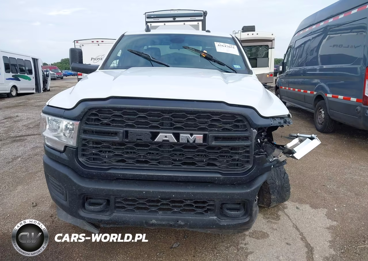 2022 Ram 2500 Tradesman 4X4 8' Box VIN:3C6UR5HJ0NG155322 - 12