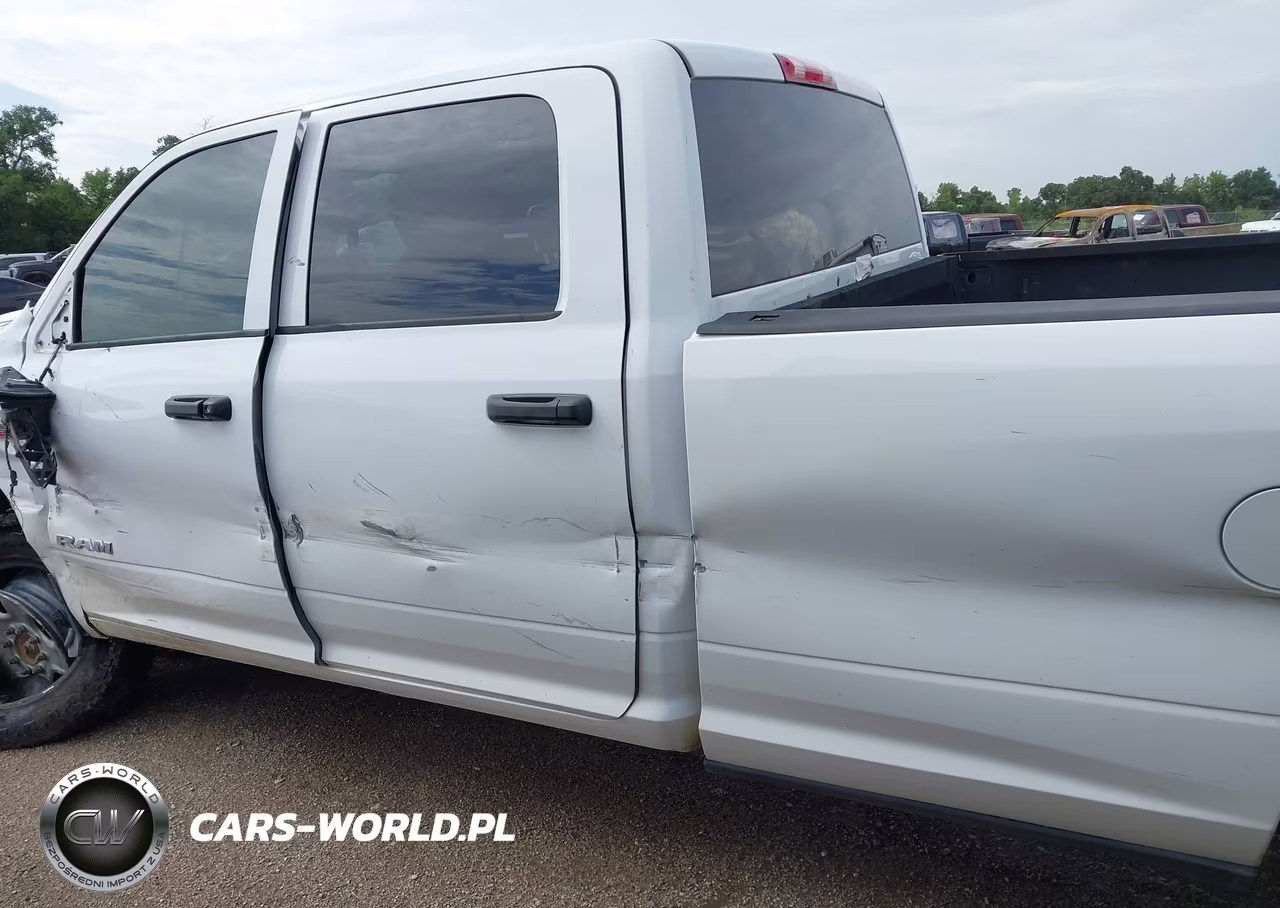 2022 Ram 2500 Tradesman 4X4 8' Box VIN:3C6UR5HJ0NG155322 - 14