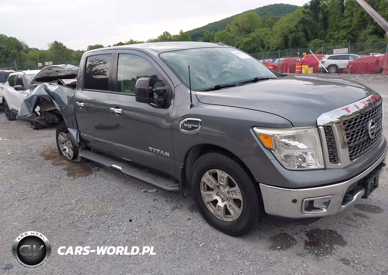 2017 Nissan Titan Sv