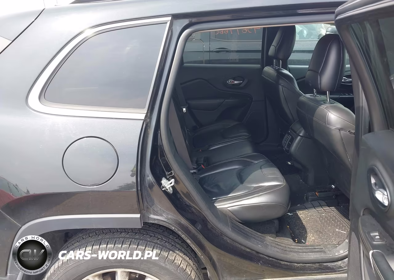 2015 Jeep Cherokee Limited VIN:1C4PJMDS0FW704705 - 8