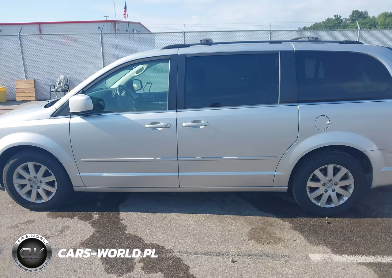 2008 Chrysler Town & Country Touring VIN:2A8HR54P88R648788 - 14