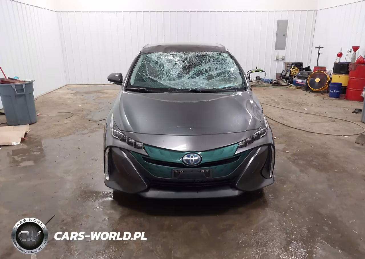 2018 Toyota Prius Prime Plus VIN:JTDKARFP0J3088580 - 12
